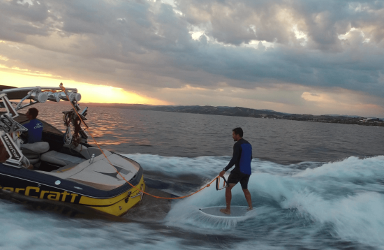 Wakesurfing